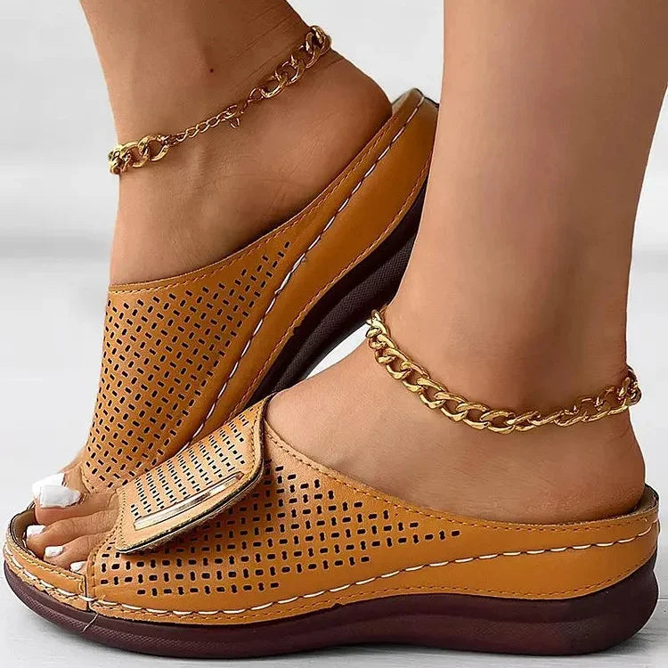 Rowenna - Classic Urban Sandals